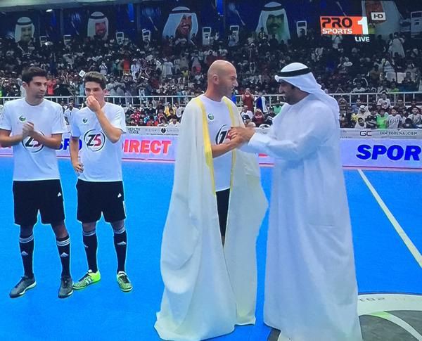Khi gia đình Zidane phối hợp ghi bàn, không thể đỡ nổi