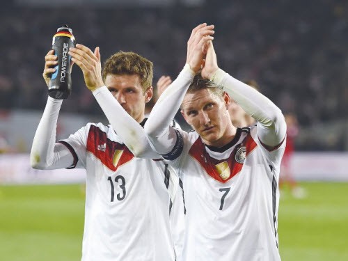 Man Utd chuẩn bị “câu” Thomas Mueller: Món ngon, “Quỷ” xơi cả cụm