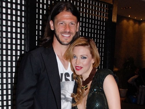 Demichelis lên xe hoa cùng siêu mẫu Playboy