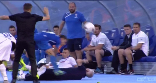 Pha va chạm khiến bác sĩ của Dinamo Zagreb nhập viện