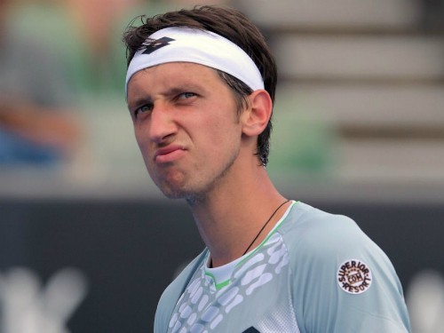 Stakhovsky “vạ miệng” trên trang cá nhân