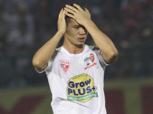 QNK.Quảng Nam 4–0 HA.GL: Tổn thương