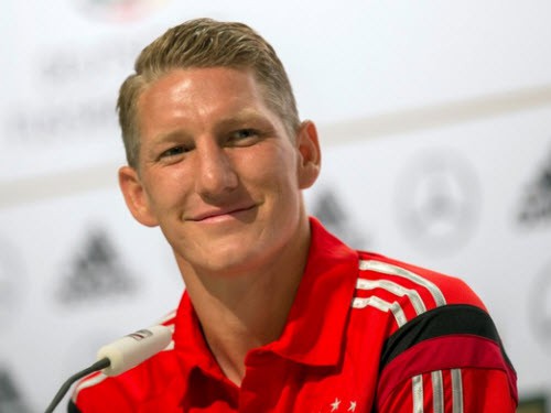 Bastian Schweinsteiger: “Tôi không như Beckenbauer”