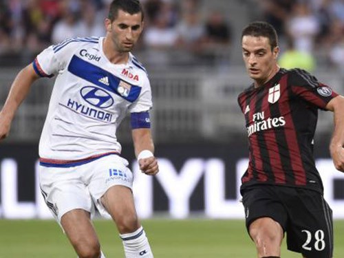 AC Milan 1-2 Lyon: Sư tử sông Gones gầm vang
