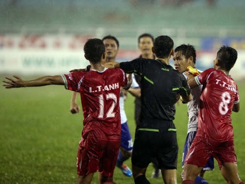 Giải hạng Nhất QG Kienlongbank 2015: Thủy chiến, võ đài & chiến thắng