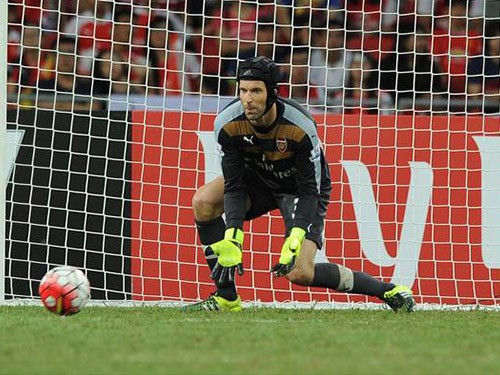 Màn trình diễn của Petr Cech trong trận đấu với Everton