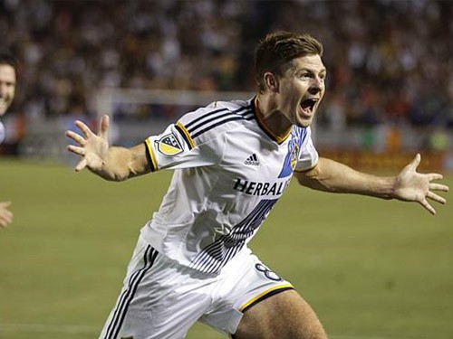 Pha lập công đầu tiên của Gerrard trong màu áo LA Galaxy