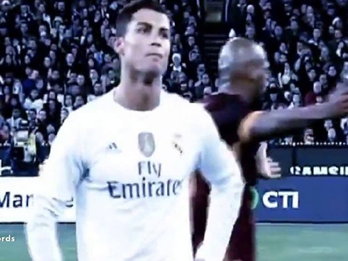 Thúc thủ trước Roma, CR7 lại tức tối Gareth Bale
