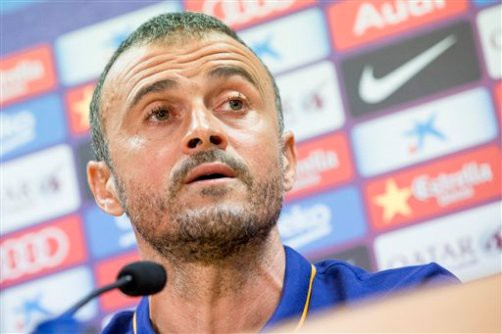Luis Enrique tuyên bố “cứng” về Arda Turan