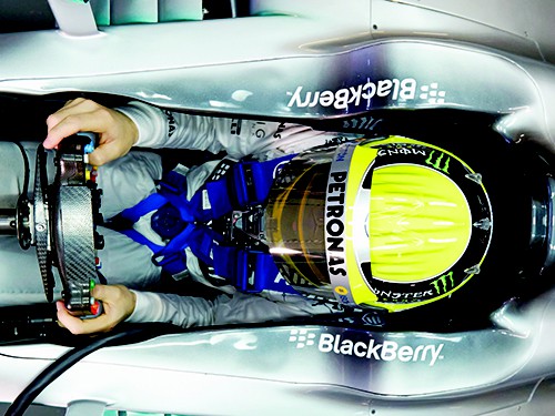 Xe đua F1 – Siêu an toàn nhưng vẫn là chưa đủ