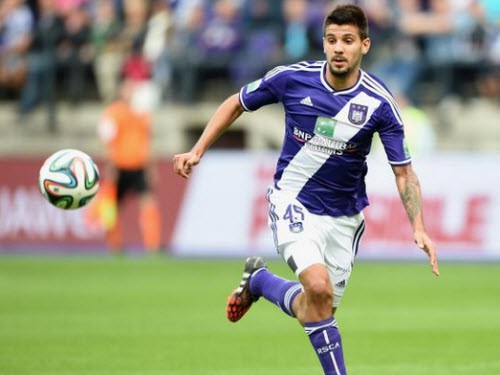 Aleksandar Mitrovic: Chân Drogba, đầu Matrix