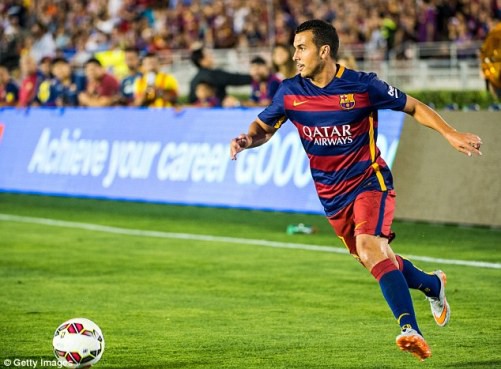 Busquets: “Khó giữ chân Pedro”