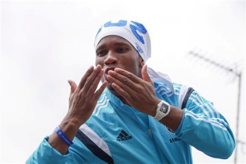 Drogba chính thức gia nhập đội bóng Canada