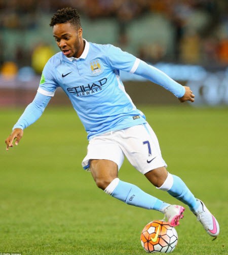 Màn trình diễn của Raheem Sterling trong trận gặp Việt Nam