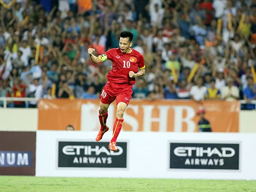 Văn Quyết: “Được gặp Silva là phần thưởng lớn nhất”