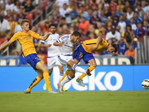 Chelsea 2-2 Barcelona: Đổ máu để giành chiến thắng
