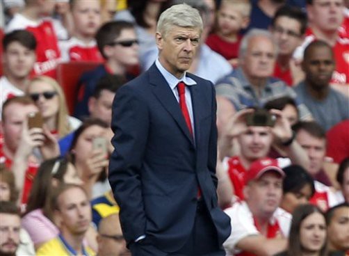 Wenger: “Không cần Mourinho dạy khôn”