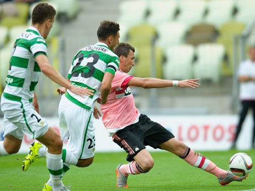 Lechia Gdansk 1-2 Juventus: Dấu ấn Mandzukic