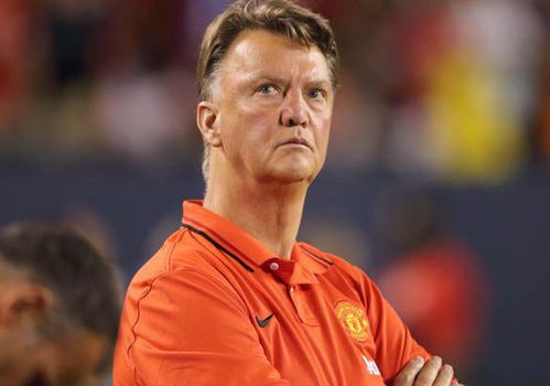 Lộ diện bộ tứ vệ M.U đá trận mở màn Premier League