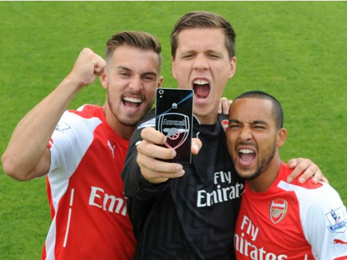 “Cầu thủ Arsenal chỉ lo làm dáng và tự sướng”