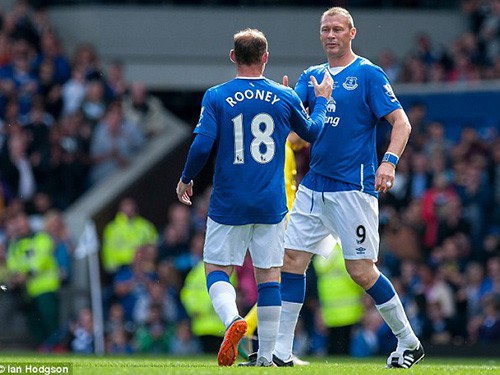 Everton 1-2 Villarreal: Có Rooney, Everton vẫn phơi áo trước ‘tàu ngầm vàng’