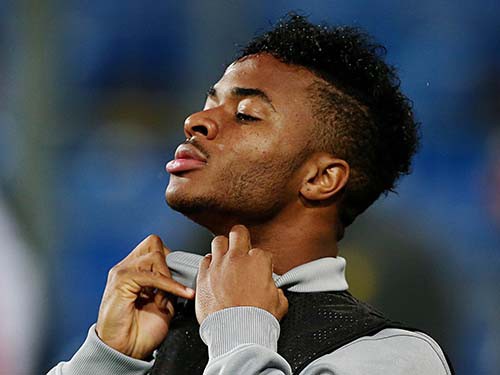 Glenn Hoddle: “Sterling không đáng 49 triệu bảng”