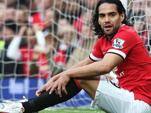 Premier League: Sau 1 năm, siêu sao thành cục nợ