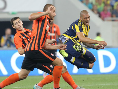 Shakhtar Donetsk 3-0 Fenerbahce: Vĩnh biệt Persie