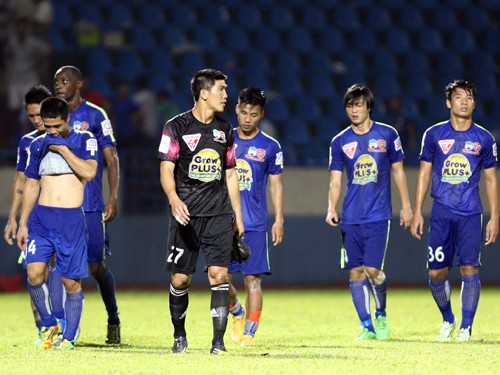 T.Quảng Ninh 3-0 HA.GL: “Bạc già”