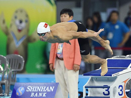 Ning Zetao làm nên lịch sử cho đường đua xanh châu Á