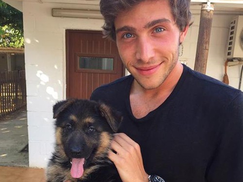Sergi Roberto: Mừng VĐ Champions League, đặt tên chó là Berlin