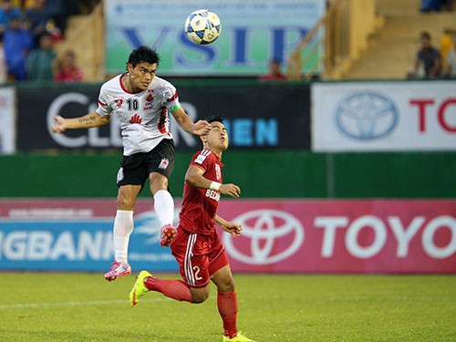 B.Bình Dương 3-1 ĐT.LA: Gạch vỡ vụn