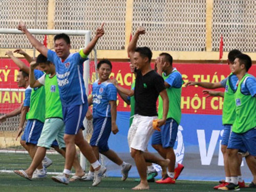 Cocacola 1-1 Vinapros: Luân lưu nghiệt ngã