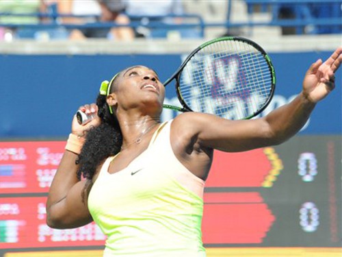 Serena Williams 2-1 Flavia Pennetta