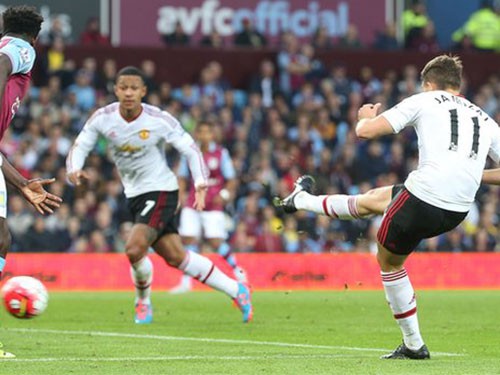Aston Villa 0-1 Man Utd: Thần đồng bị lãng quên làm lu mờ tân binh đắt giá