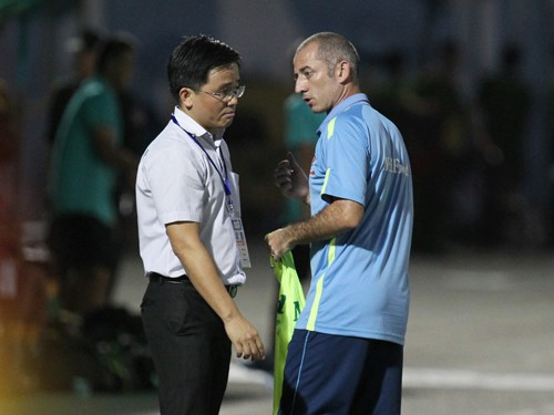 HOT: Hoàng Anh Gia Lai sa thải HLV Guillaume Graechen
