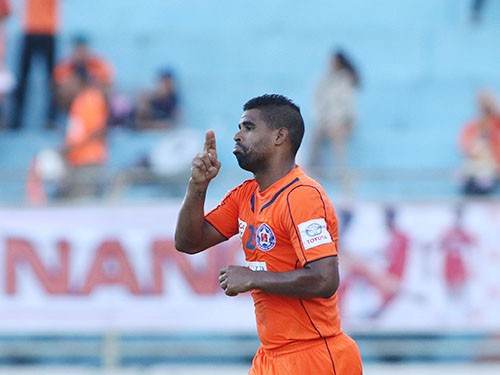 SHB.Đà Nẵng 7–3 ĐT.LA: Như một trò đùa