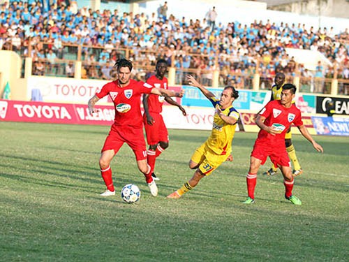 Đồng Nai 5-2 FLC Thanh Hóa: Tan nát xứ Thanh