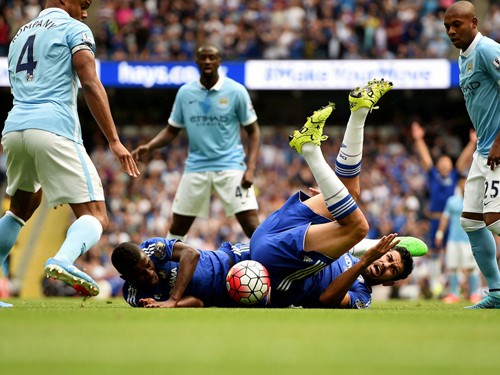 Dư âm trận Man City 3-0 Chelsea: Kết quả giả, điểm số thật
