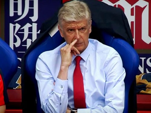 Những pha bóng hài hước nhất vòng 2 Premier League