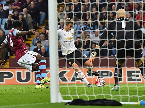 Những pha bóng kỹ thuật nhất vòng 2 Premier League
