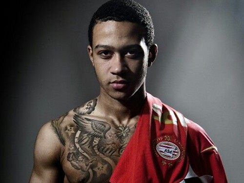 Van Gaal quyết tìm vợ cho Memphis Depay