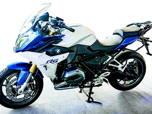 BMW R1200RS: Xe thể thao cho hành trình dài