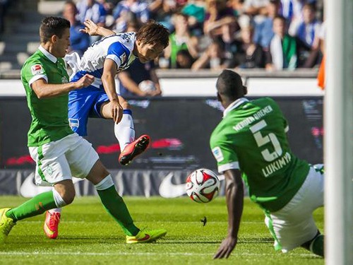 Bremen: Công cùn, thủ nát bét