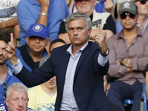 Mourinho lại chơi chiêu
