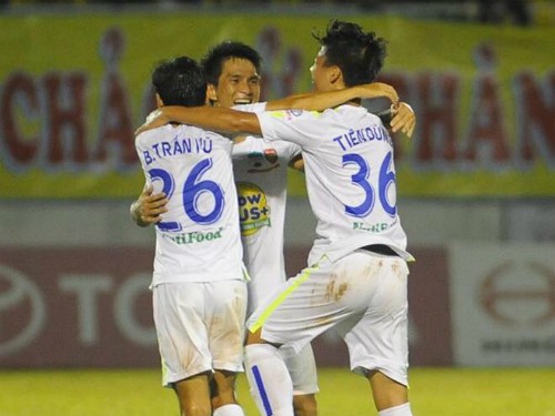 HA.GL 3-1 SLNA: Khi Công Phượng nổ súng trở lại…