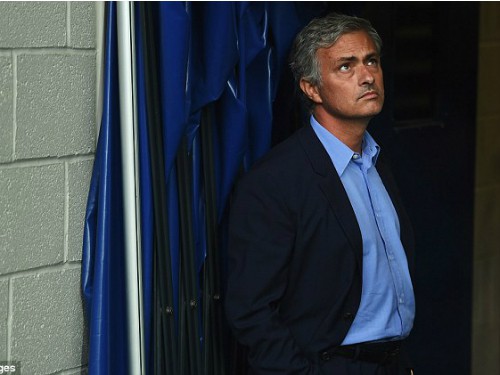 Ai khóc cho Mourinho?