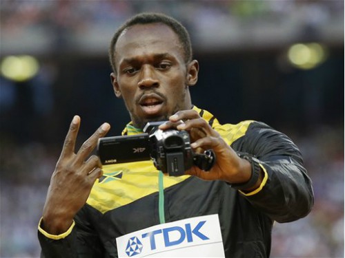 Bolt ngâm nước đá sau chiến thắng