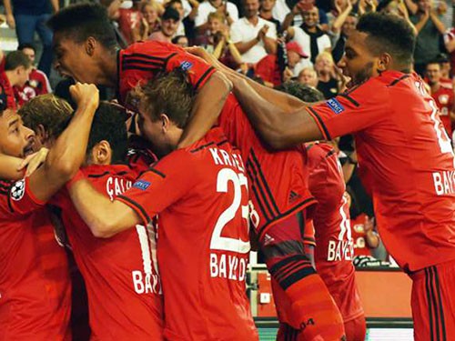Bayer Leverkusen 3-0 Lazio: Bay cao trên sân nhà