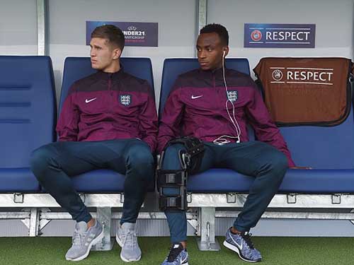 Gareth Southgate: “Đừng tới Chelsea, Stony!”